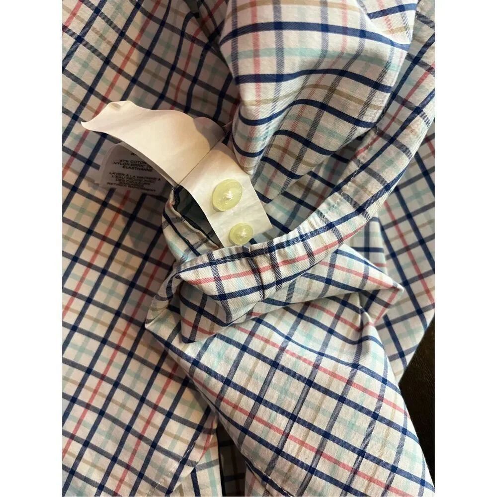 Vineyard Vines Performance button down shirt - Picture 5 of 5